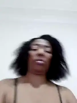 Snapshot of SEXYMOANSXX chatting on 09/17/25, 08:05 SEXYMOANSXX online show from 09/17/25, 08:05