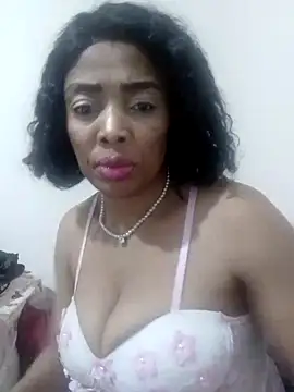 Snapshot of SEXYMOANSXX chatting on 10/06/25, 05:08 SEXYMOANSXX online show from 10/06/25, 05:08