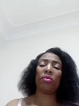 Snapshot of SEXYMOANSXX chatting on 09/16/25, 05:58 SEXYMOANSXX online show from 09/16/25, 05:58
