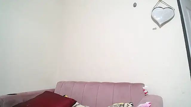 Snapshot of SEXYMOANSXX chatting on 10/11/25, 10:22 SEXYMOANSXX online show from 10/11/25, 10:22