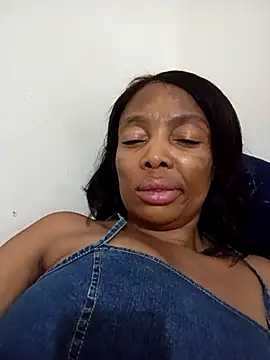 SEXYMOANSXX online show from 02/08/26, 09:23