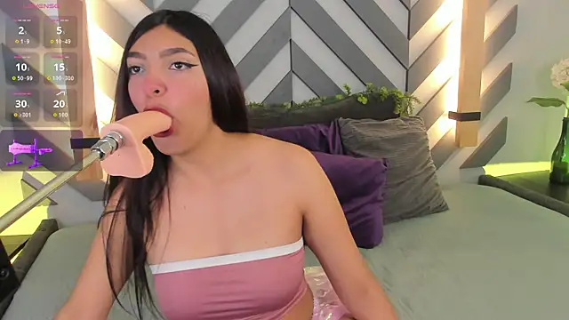 gaiiaa1 online show from 10/31/25, 01:41