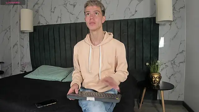 nicktorn online show from 11/08/25, 11:47