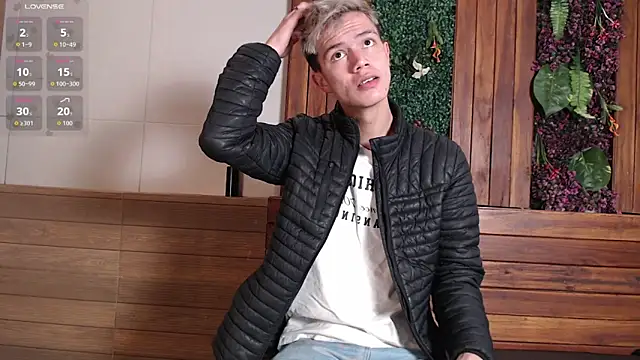 nicktorn online show from 11/11/25, 12:11