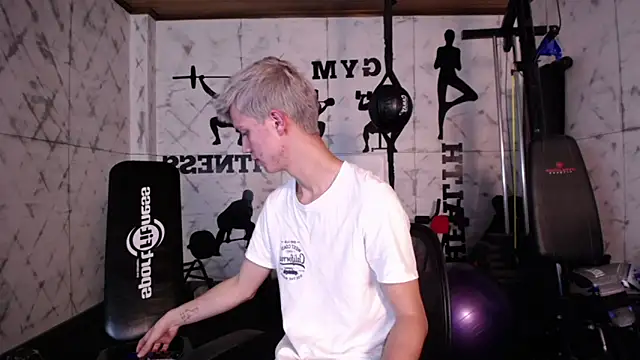 nicktorn online show from 10/20/25, 12:06