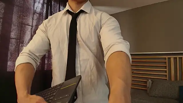 PaulEvens online show from 04/08/26, 02:29