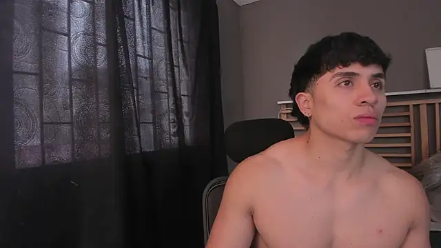 PaulEvens online show from 03/05/26, 01:19