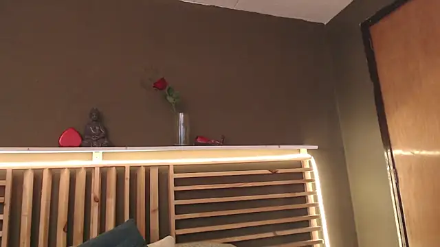 PaulEvens online show from 12/03/25, 01:21