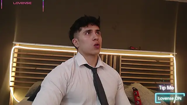 PaulEvens online show from 11/20/25, 01:34