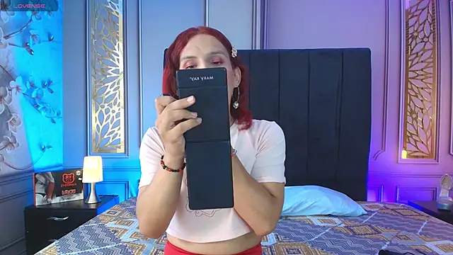 Snapshot of venus_firekiss chatting on 09/18/25, 07:50 venus firekiss online show from 09/18/25, 07:50