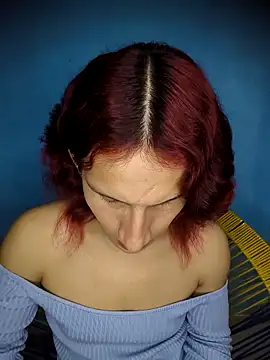 Snapshot of venus_firekiss chatting on 11/18/25, 04:27 venus firekiss online show from 11/18/25, 04:27