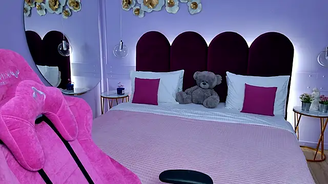 SweetyLicky online show from 11/09/25, 04:22