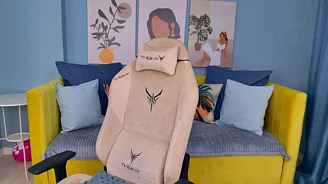 SweetyLicky online show from 01/17/26, 04:10