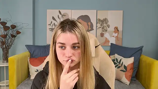 SweetyLicky online show from 11/29/25, 04:29