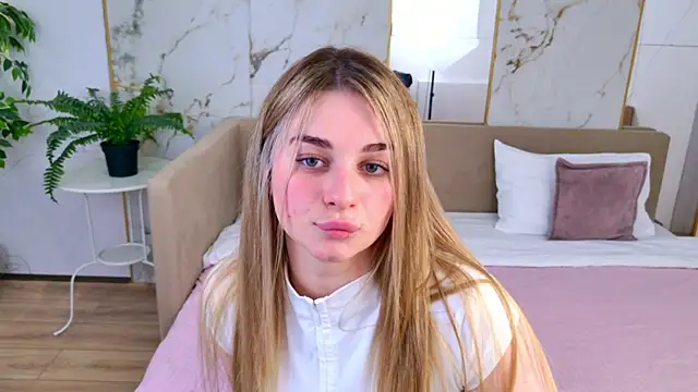 SweetyLicky online show from 05/07/26, 02:42