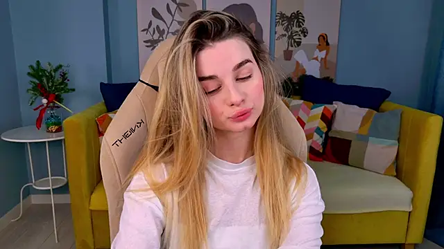 SweetyLicky online show from 01/10/26, 04:13