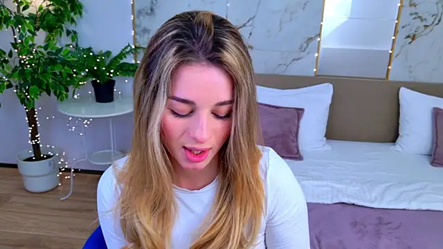 SweetyLicky online show from 04/18/26, 07:07