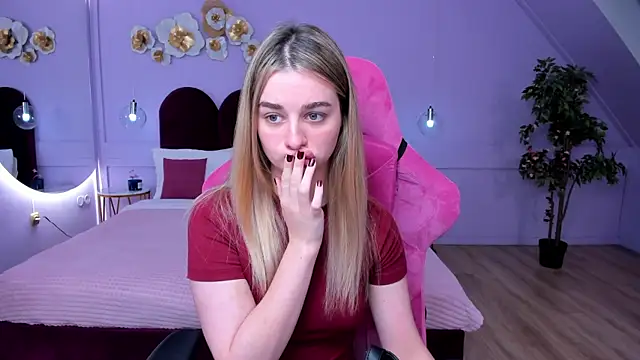 SweetyLicky online show from 11/08/25, 04:10