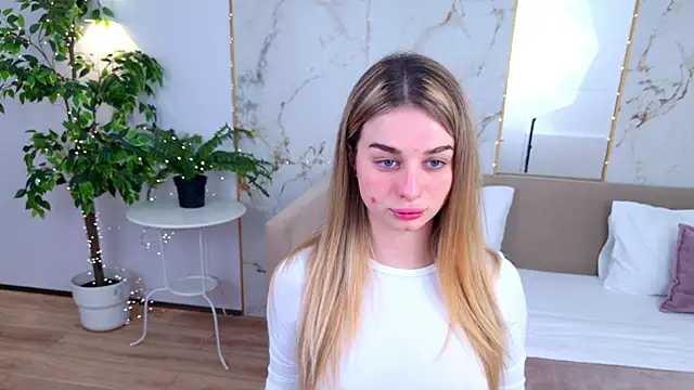 SweetyLicky online show from 03/31/26, 04:20