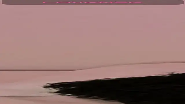 Snapshot of LeylaWoods chatting on 09/13/25, 12:49 LeylaWoods online show from 09/13/25, 12:49