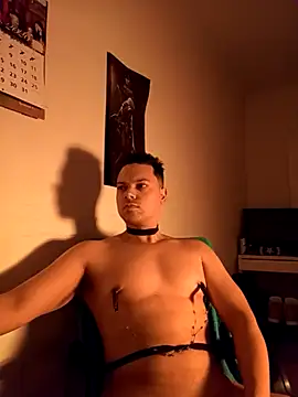 Snapshot of rayolexxx chatting on 01/07/26, 08:52 rayolexxx online show from 01/07/26, 08:52