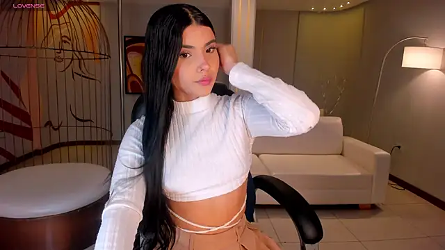 MiaLaurence online show from 01/09/26, 07:21