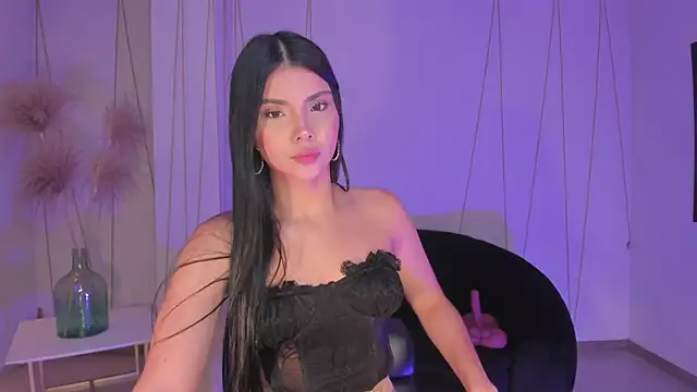 MiaLaurence online show from 03/01/26, 11:32