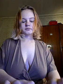 Snapshot of SlipperSherry chatting on 09/28/25, 09:49 SlipperSherry online show from 09/28/25, 09:49
