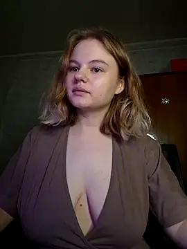 Snapshot of SlipperSherry chatting on 10/31/25, 10:05 SlipperSherry online show from 10/31/25, 10:05