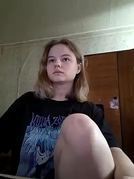 Snapshot of SlipperSherry chatting on 11/29/25, 08:03 SlipperSherry online show from 11/29/25, 08:03