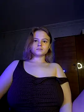 Snapshot of SlipperSherry chatting on 12/03/25, 05:23 SlipperSherry online show from 12/03/25, 05:23