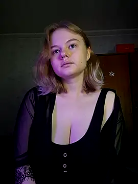 Snapshot of SlipperSherry chatting on 11/01/25, 08:46 SlipperSherry online show from 11/01/25, 08:46