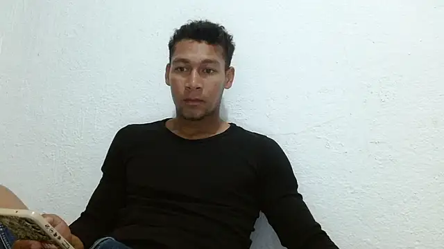RyanLeon01 online show from 07/14/26, 10:49