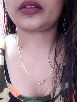 Snapshot of DPK25 chatting on 12/20/25, 01:03 DPK25 online show from 12/20/25, 01:03