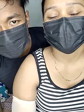 Snapshot of DPK25 chatting on 10/28/25, 05:01 DPK25 online show from 10/28/25, 05:01