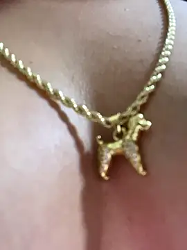 MiaFarkash online show from 10/22/25, 05:34