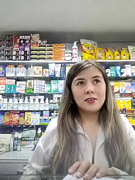 Sophie del Castillo online show from 12/18/25, 01:11