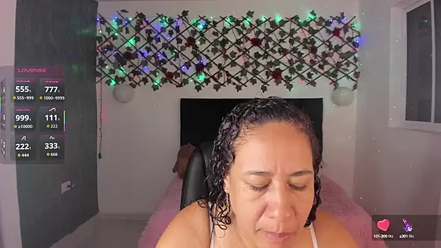 Snapshot of Leonor_jhonsom chatting on 10/04/25, 03:19 Leonor jhonsom online show from 10/04/25, 03:19