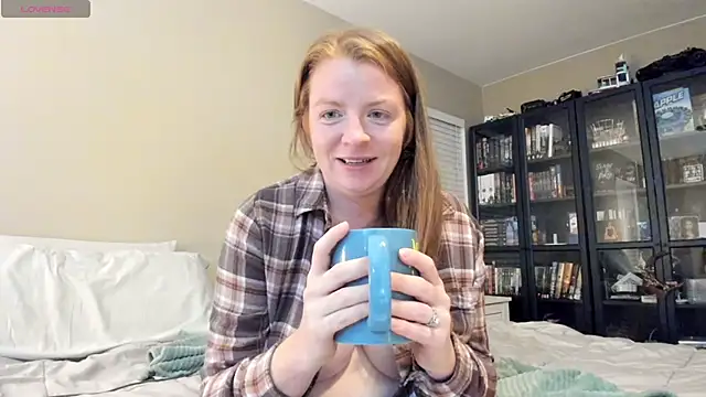 LndsyR90 online show from 11/22/25, 03:16