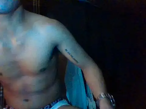 Snapshot of hell1212_25 chatting on 02/18/26, 05:31 hell1212 25 online show from 02/18/26, 05:31