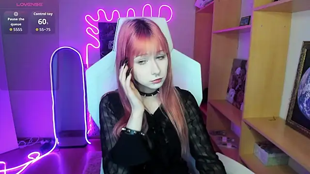 AmamiDark online show from 10/04/25, 01:40