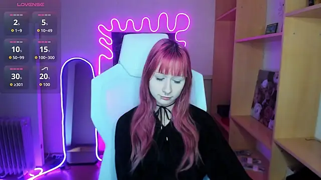 AmamiDark online show from 09/25/25, 03:56