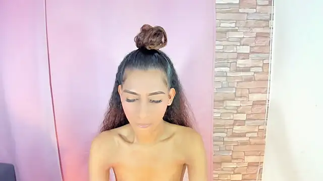 Ashley Alexa online show from 04/12/26, 09:01