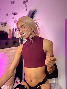 Katy bratz  online show from 01/12/26, 09:41