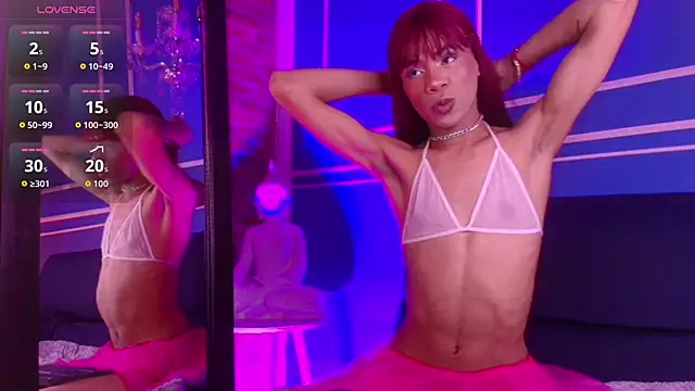 Katy bratz  online show from 11/14/25, 02:37