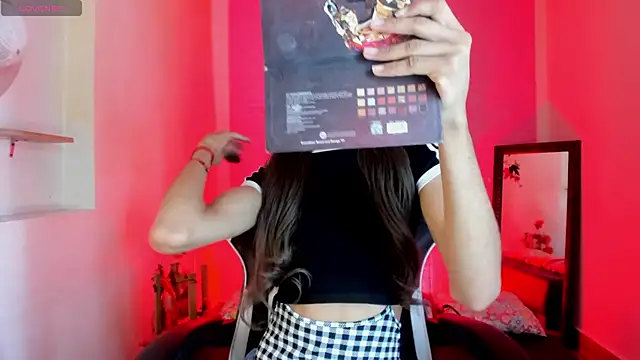 Katy bratz  online show from 03/21/26, 03:08