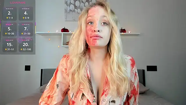 Snapshot of Julliakoill chatting on 10/31/25, 08:11 Julliakoill online show from 10/31/25, 08:11