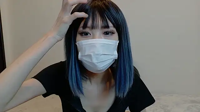 sarina at online show from 03/25/26, 04:23