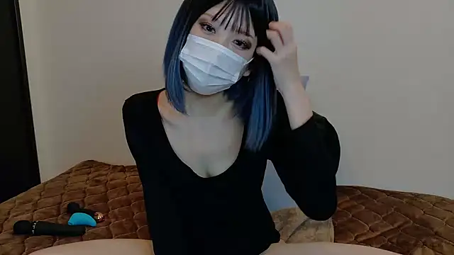 sarina at online show from 12/16/25, 04:28