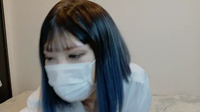 sarina at online show from 04/15/26, 04:40